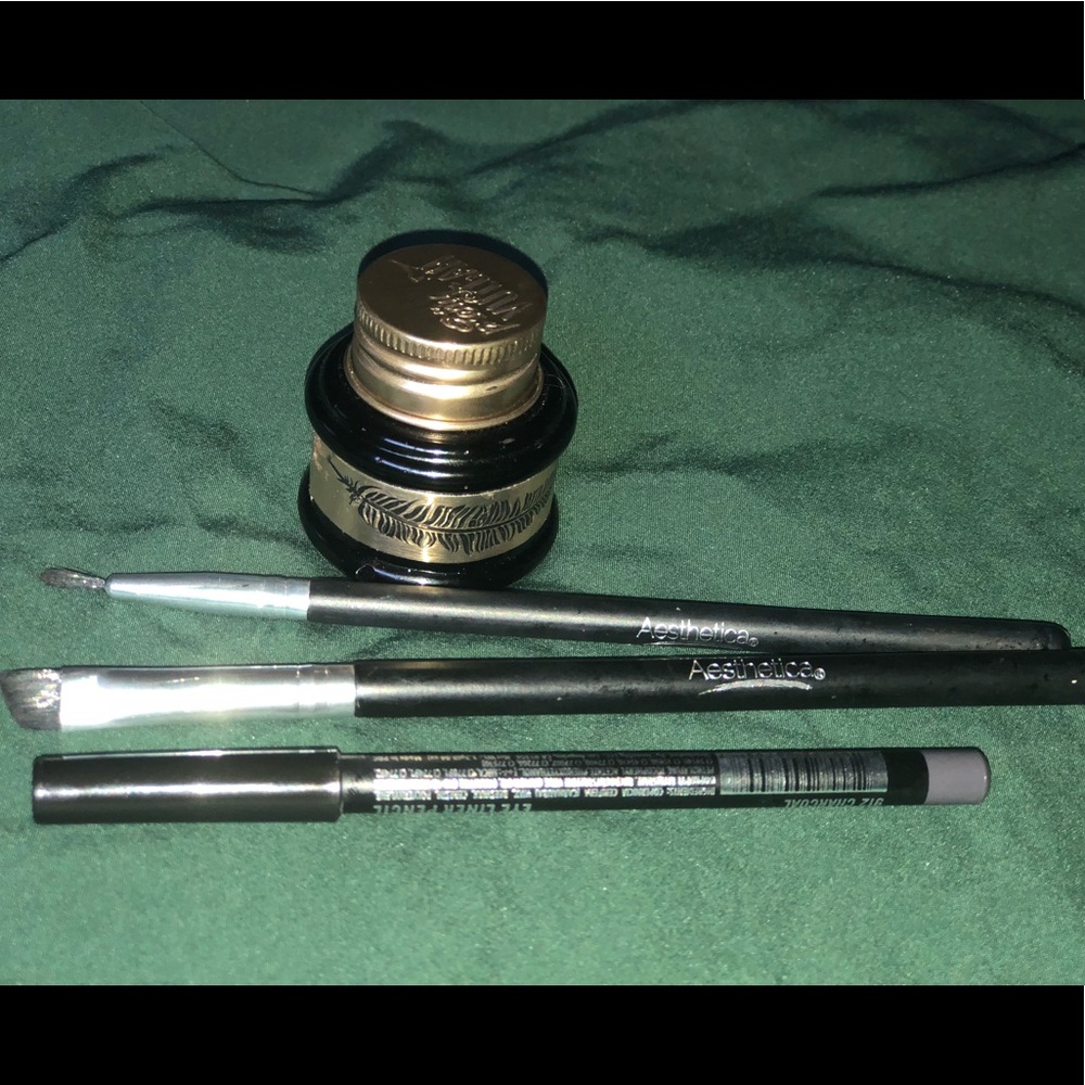 Eyeliner bundle